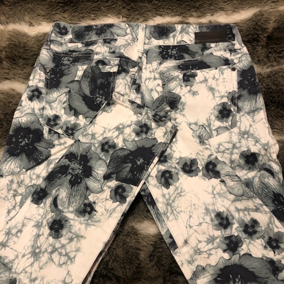 DKNY Jeans Jegging Flower Print Pants - Picture 2 of 4